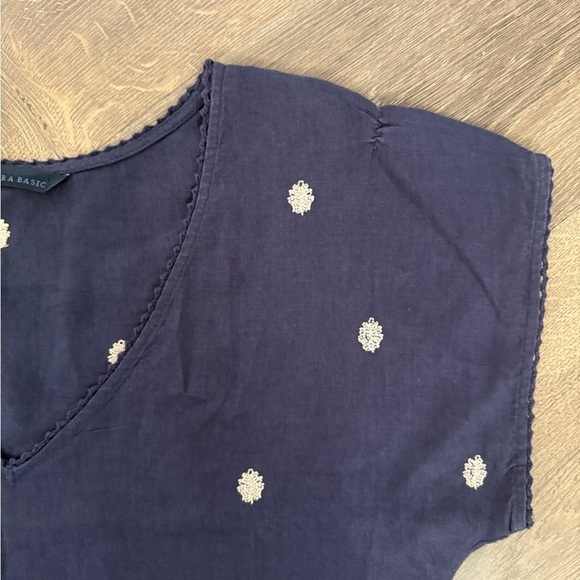 Zara Blue and White embroidered Tunic coverup 100% linen - Picture 11 of 12